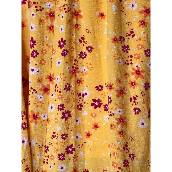 BCBGeneration Fit and Flare Elastic Waistband Midi Skirt Yellow Floral M NWT - Picture 8 of 13